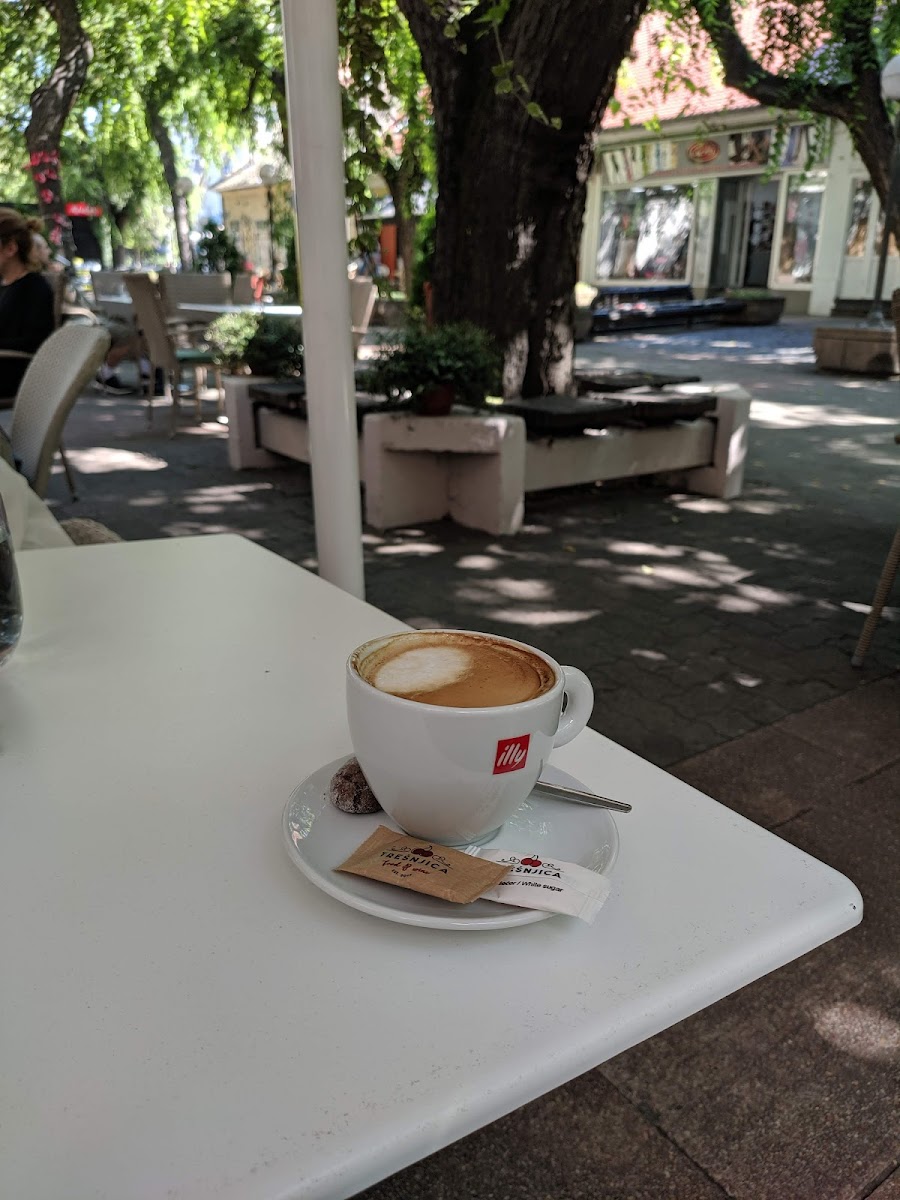 Restaurant 'trešnjica'-8